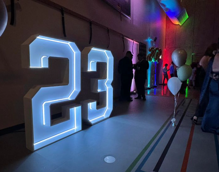 23