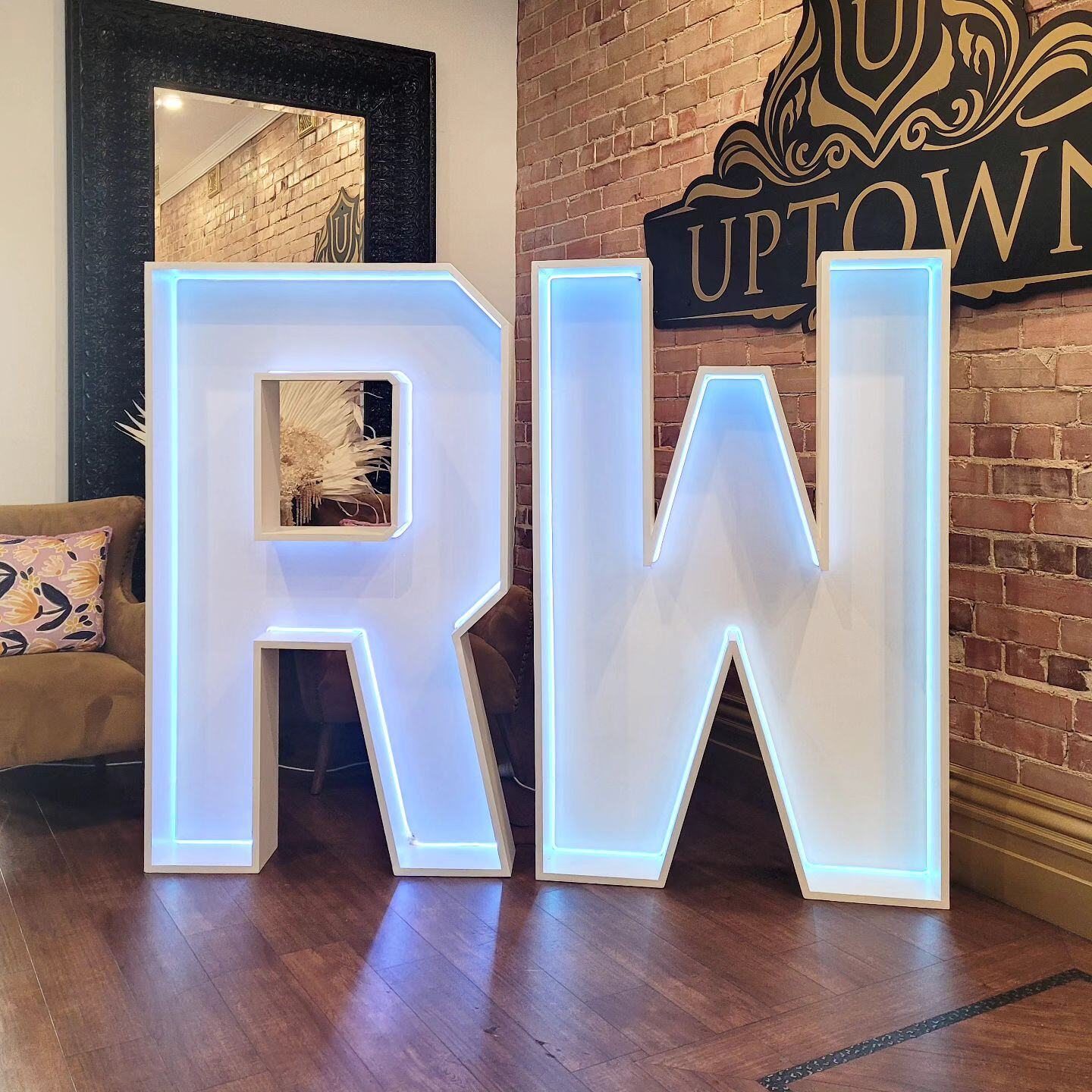 RW